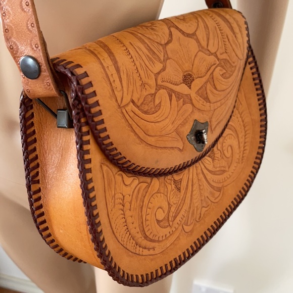 VINTAGE | Hand tooled leather bag - Picture 12 of 12